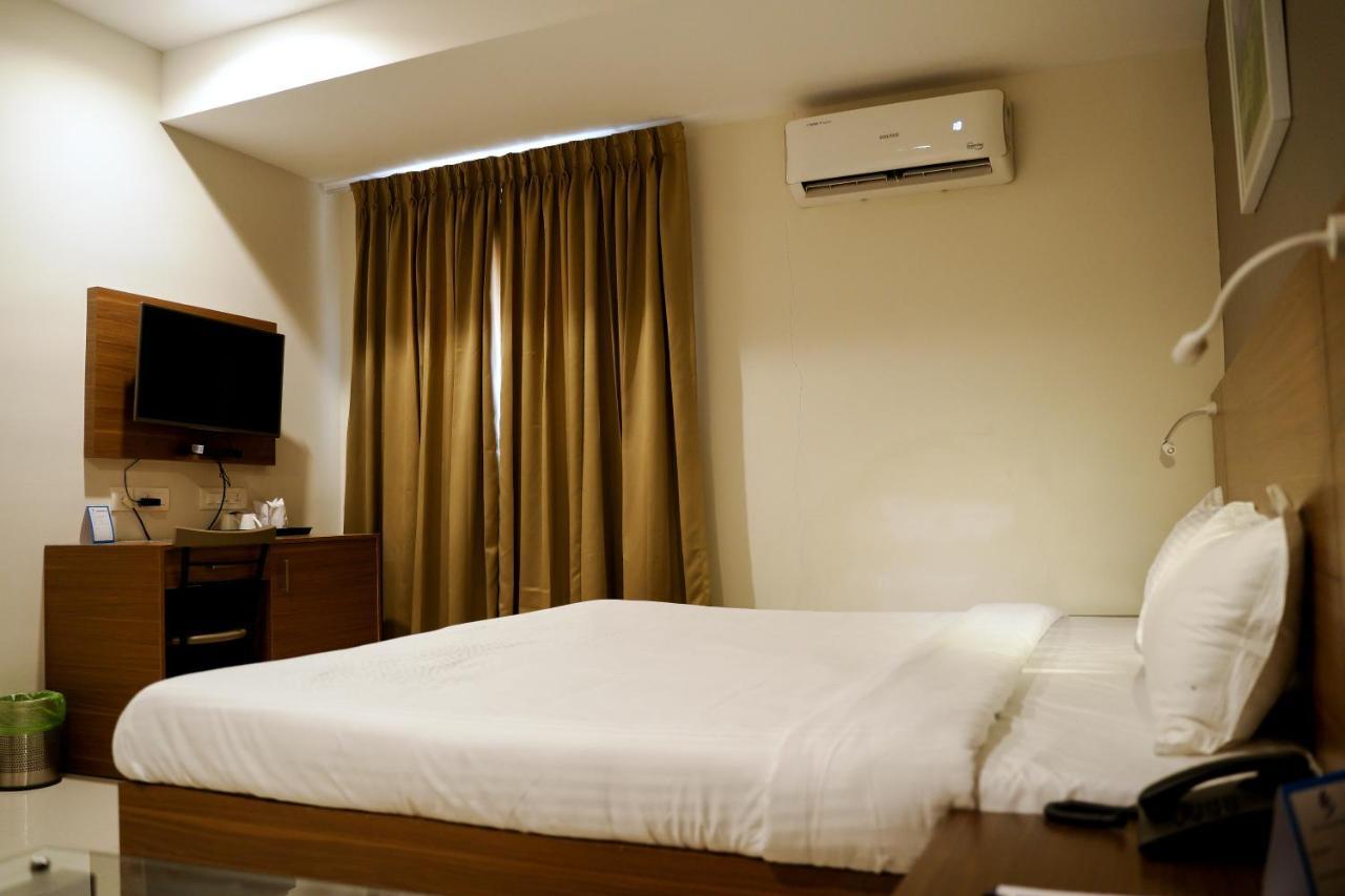Gino Tourist Home Kochi Ngoại thất bức ảnh