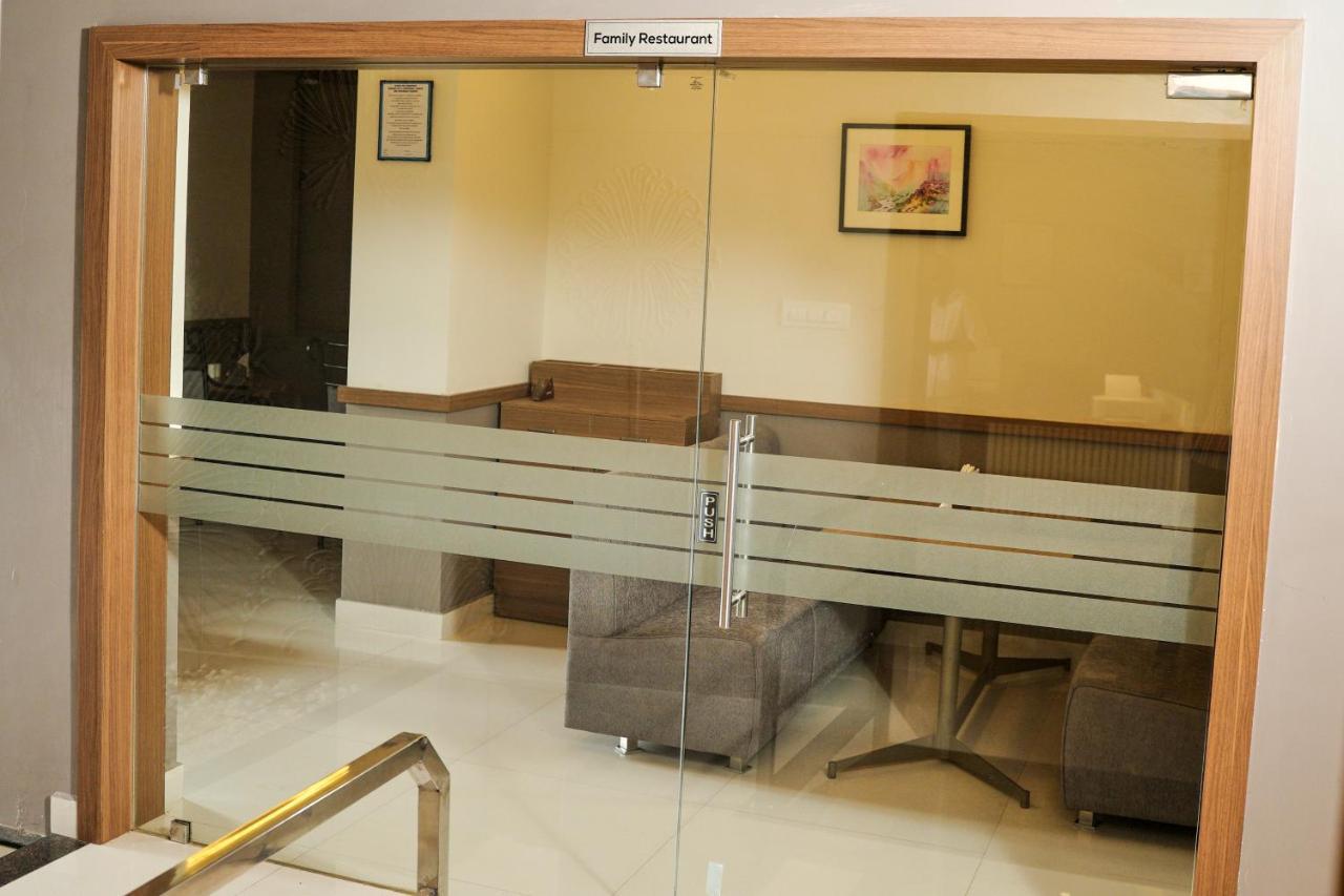 Gino Tourist Home Kochi Ngoại thất bức ảnh